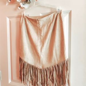 En Créme frayed skirt